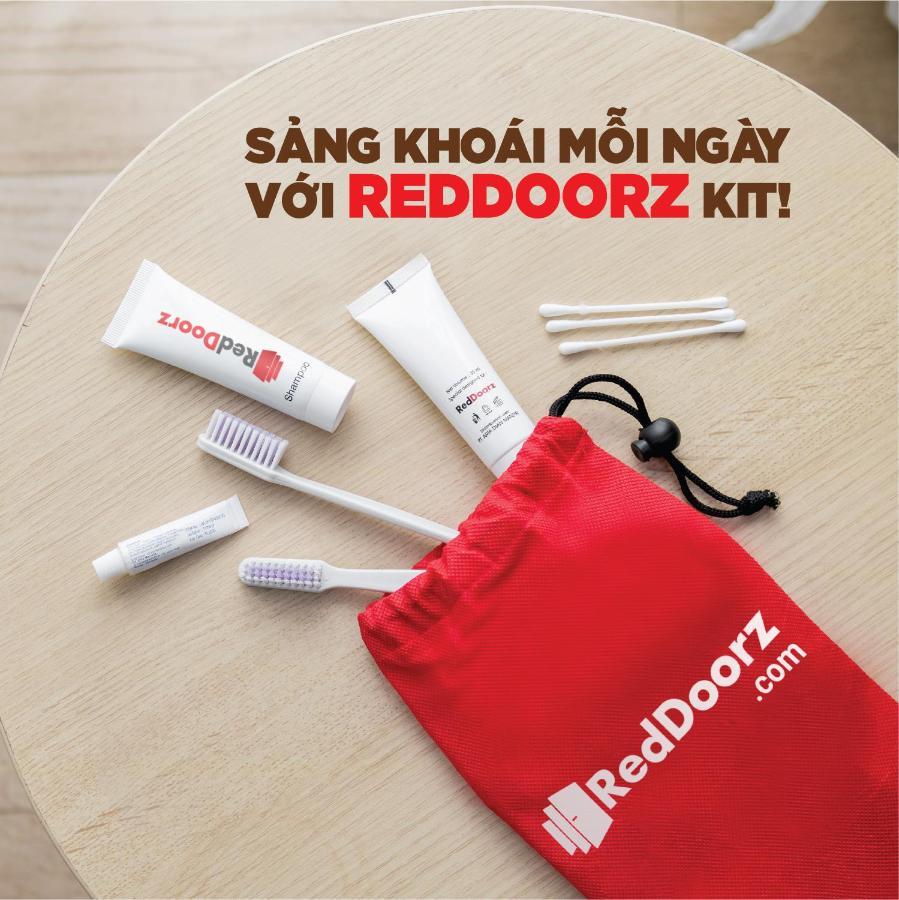 Reddoorz Premium Cloud 9 An Nhon Hotel Ho Chi Minh City Exterior photo